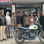 Birthday celebration on highway heavy, 10 youths who cut cake on bullet caught by police IMAGE CREDIT TO POLICE