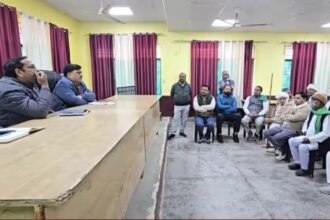 BKU Tikait held a special meeting with officials on the problems of farmers IMAGE CREDIT TO बीकेयू टिकैत