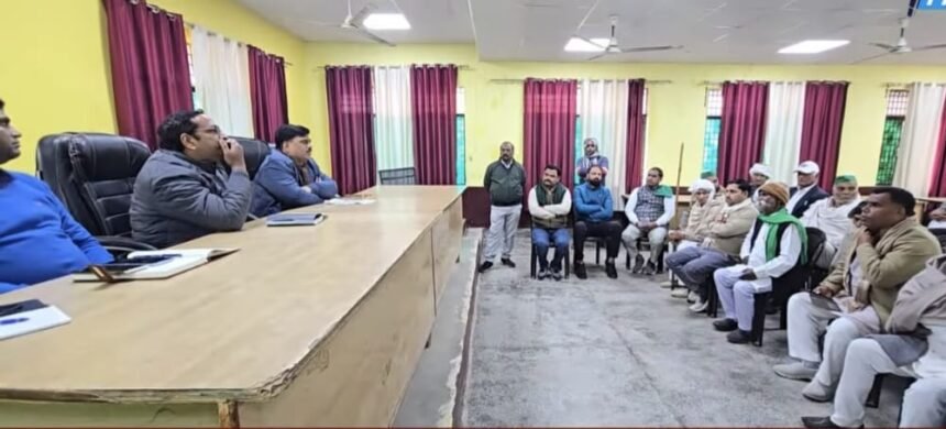BKU Tikait held a special meeting with officials on the problems of farmers IMAGE CREDIT TO बीकेयू टिकैत