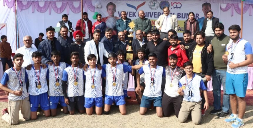 Grand conclusion of the National Intense Handicap Competition at Vivek University, Delhi teams won the title in both men's and women's categories IMAGE CREDIT TO यूनिवर्सिटी