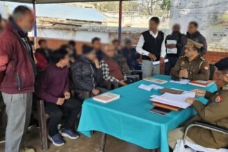 During Police Station Samadhan Diwas, Additional Superintendent of Police heard the complaints of the people and gave instructions for quick disposal IMAGE CREDIT TO POLICE