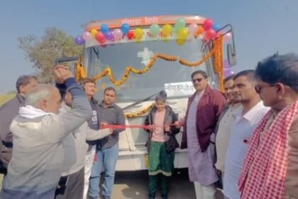 Transport bus service started from Laudana to Noida, residents of the area got big relief IMAGE CREDIT TO REPORTER