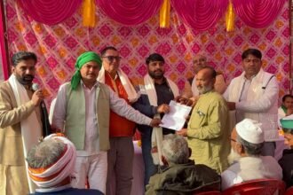 BKU Apolitical increased the organization by doing Panchayat in Jahangirpur, distribution of new responsibilities IMAGE CREDIT TO भारतीय किसान यूनियन अराजनैतिक