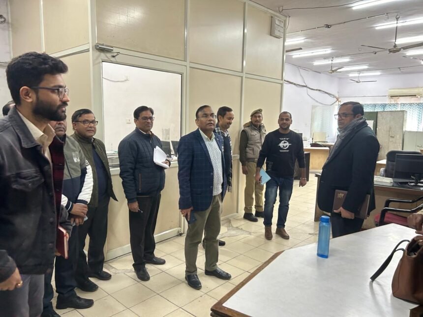 Surprise inspection by GDA Secretary, instructions to publicize PM Awas Yojana and repair the single window system IMAGE CREDIT TO AUTHORITY