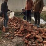 Tehsil administration's action: Illegal occupation removed from barn land IMAGE CREDIT TO REPORTER