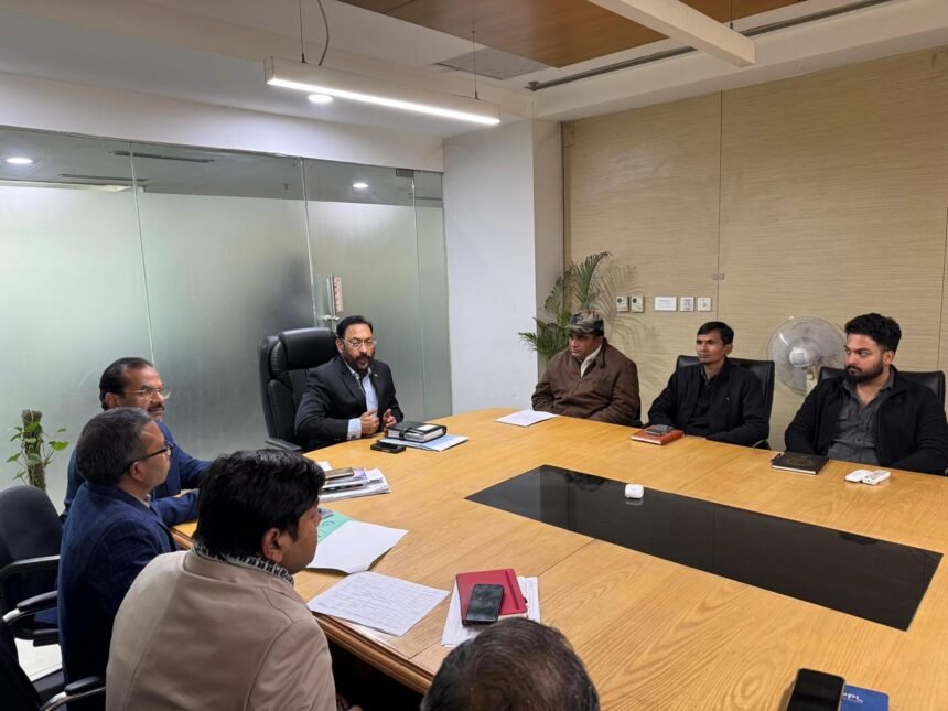 The protest demanding the removal of toll from the city limits continued for the 26th day, with social and political organizations coming out in support. IMAGE CREDIT TO AUTHORITY