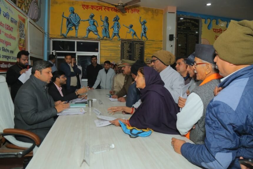 Sampoorna Samadhan Diwas was organised in all three tehsils of Ghaziabad IMAGE CREDIT TO INFORMATION DEPARTMENT