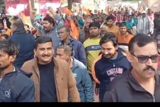 Bengali community protests at Collectorate demanding underpass on Delhi-Pauri highway IMAGE CREDIT TO REPORTER