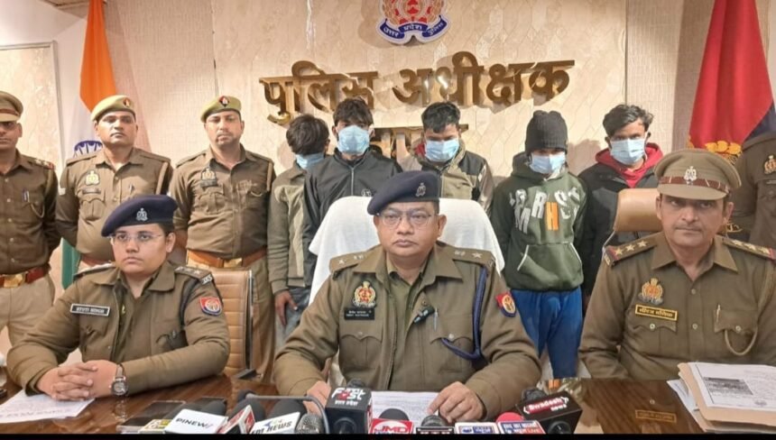 Bahadurgarh Police achieves major success: Gang involved in stealing from closed houses, shops and tube wells busted; six notorious thieves, including a juvenile, arrested IMAGE CREDIT TO POLICE