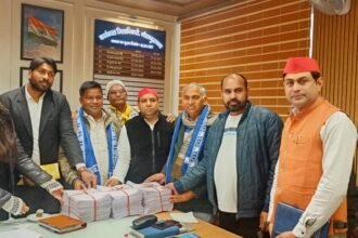 Administrative brainstorming with political parties IMAGE CREDIT TO INFORMATION DEPARTMENT