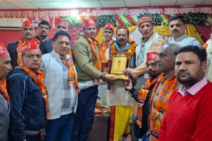 Society officials gathered for the Virat Sarvan Brahmin Conference to be held in Lucknow, consensus was reached on many important demands IMAGE CREDIT TO भारतीय मतदाता संघ