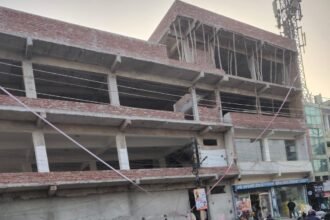 GDA's big action: Bulldozers on illegal constructions in Zone 01 and Zone 04, additional floors demolished, colonies destroyed IMAGE CREDIT TO AUTHORITY