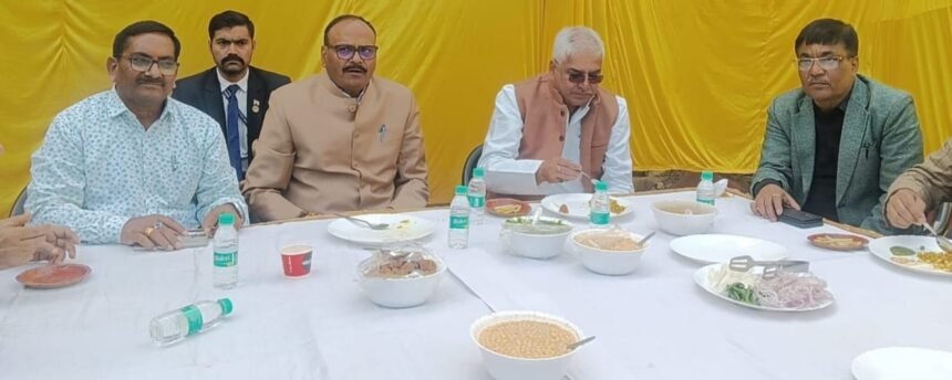 In memory of Sahdev Mali, Tohri Feast held at Lucknow Press Club, an emotional gathering celebrating journalism IMAGE CREDIT TO REPORTER