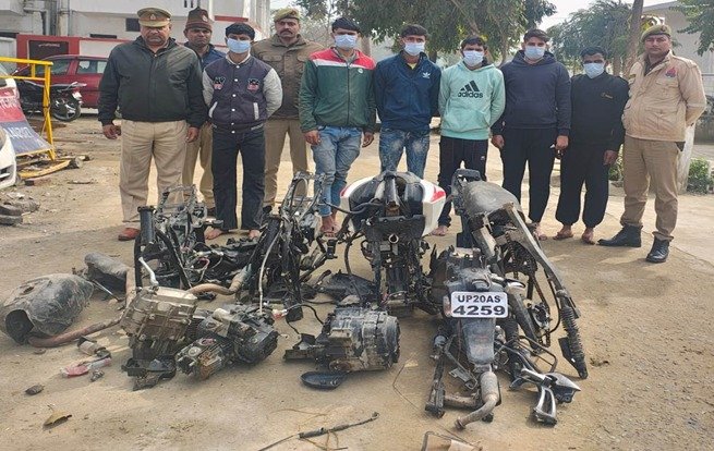 Gang involved in chopping and selling stolen motorcycles busted; six accused arrested with parts IMAGE CREDIT TO POLICE