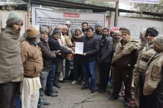 The indefinite sit-in continues for the 25th day, with public anger growing over the demand for toll removal. IMAGE CREDIT TO REPORTER