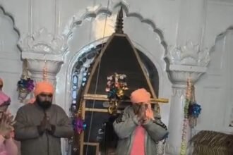 Despite the rain, faith remains unshaken: Over 20,000 devotees throng the Lisadi Dargai Basant Panchami fair. IMAGE CREDIT MANDIR