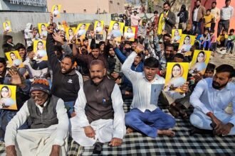 Baghel Community Stages Protest Over Preservation of Ahilya Bai Holkar’s Historic Heritage IMAGE CREDIT TO REPORTER