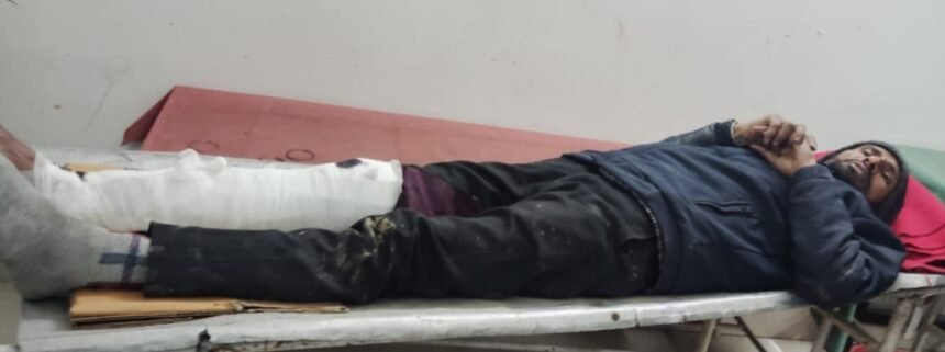 Tragic Accident on the Nagina–Badhapur Road: Husband and Wife Killed After Collision with Private Bus, Bank Employee Seriously Injured IMAGE CREDIT TO POLICE