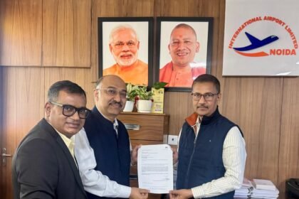 A ₹400 crore hyperscale data center will be developed along the Yamuna Expressway, turning the region into a major digital hub. IMAGE CREDIT TO AUTHORITY