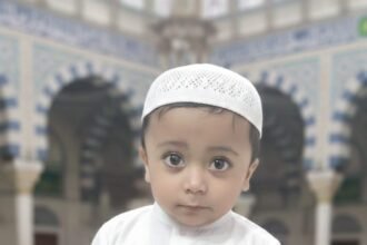 With the Beginning of Ramadan, Crowds Flock to Mosques; Children Show Special Enthusiasm for Prayers Alongside Elders IMAGE CREDIT TO REPORTER