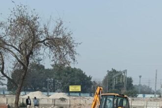 GDA’s bulldozer roared in Guldhar: Illegal colonies spread over several bighas were demolished IMAGE CREDIT TO AUTHORITY