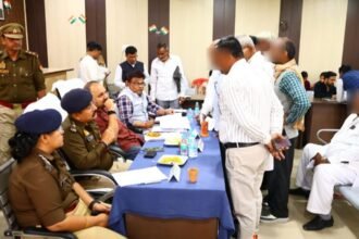 At Sampoorna Samadhan Diwas, District Magistrate and Police Superintendent Heard Public Grievances, Issued Instructions for Swift Resolution IMAGE CREDIT TO INFORMATION DEPARTMENT