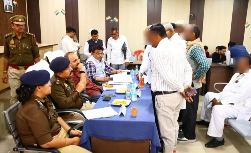 At Sampoorna Samadhan Diwas, District Magistrate and Police Superintendent Heard Public Grievances, Issued Instructions for Swift Resolution IMAGE CREDIT TO INFORMATION DEPARTMENT