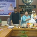 A pledge to make Bijnor malnutrition-free: Nutrition kits were distributed to 150 children at the municipal office. IMAGE CREDIT TO नगर पालिका