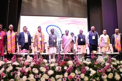 In the presence of Rekha Gupta, the grand inauguration of the Varadan International Film Festival was held IMAGE CREDIT TO दधीचि देहदान समिति