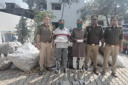 Loni Police Arrest Two Accused for Manufacturing Mixed Illegal Firecrackers IMAGE CREDIT TO पुलिस