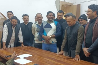 Lawyers protest after a case is filed against the Bar Secretary IMAGE CREDIT TO REPORTER