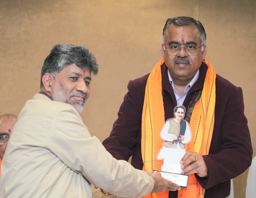 Grand Launch of the Book on “Dedication” on Deendayal Upadhyaya’s Death Anniversary, Calls to Connect Integral Humanism with Public Awareness IMAGE CREDIT TO REPORTER