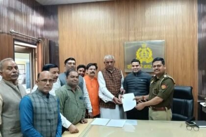 Brahmin Community Outraged Over Film ‘Ghooskhor Pandit’, Demands FIR Against Director and Actor IMAGE CREDIT TO REPORTER