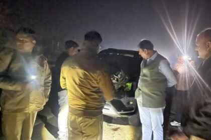 Former BSP Rajya Sabha Member Munkad Ali in Car Accident, Collides with Tractor-Trolley, Major Tragedy Averted IMAGE CREDIT TO POLICE