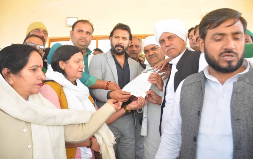 BKU Protests Against US-India Trade Agreement, Submits Memorandum to DM Addressed to the President IMAGE CREDIT TO भाकियू