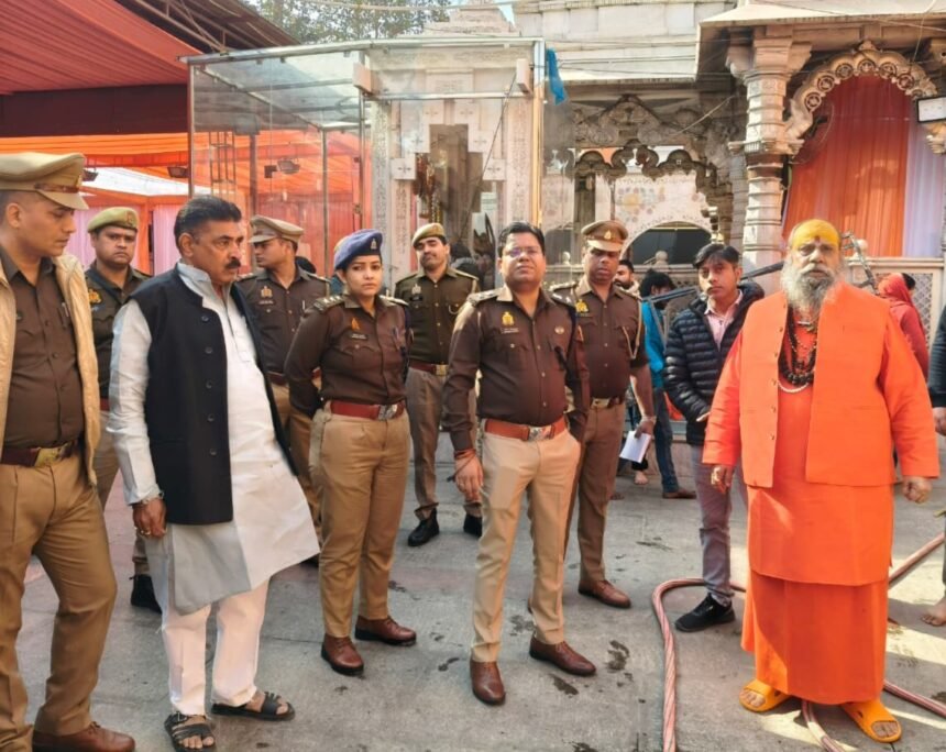 On the occasion of Mahashivratri, DCP City Dhaval Jaiswal visited Shri Dudheshwar Nath Temple to inspect the arrangements. IMAGE CREDIT TO POLICE
