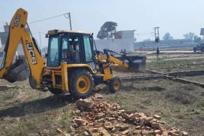 HPDA’s bulldozer crushed illegal plots over 58,000 square meters; major action carried out at multiple locations. IMAGE CREDIT TO AUTHORITY