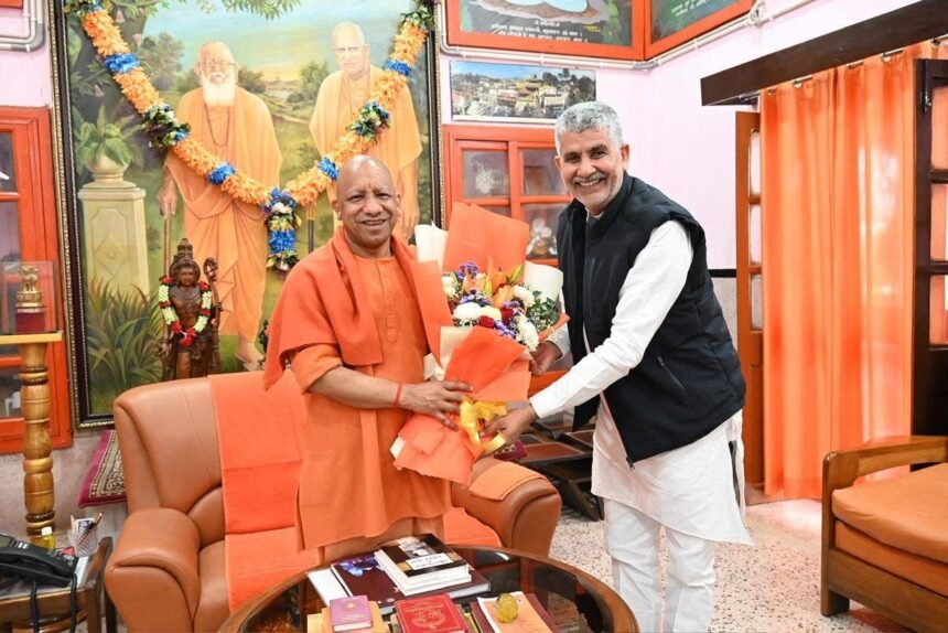 Shamli MLA Prasanna Chaudhary met Chief Minister Yogi Adityanath in Gorakhpur; detailed discussions were held regarding regional development plans. IMAGE CREDIT TO प्रसन्न चौधरी विधायक