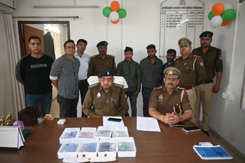 The Ghaziabad GRP arrested three members of the Bawariya gang. IMAGE CREDIT TO POLICE