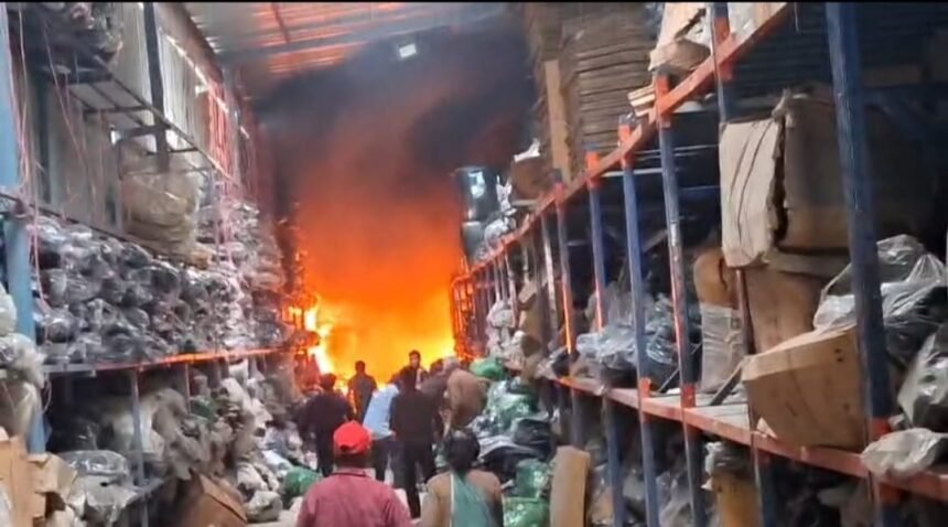 Fire breaks out at a motorcycle parts manufacturing factory; the fire department brings the blaze under control. IMAGE CREDIT TO POLICE