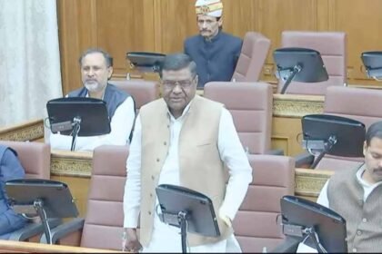 Issue of pending payments to sugarcane farmers echoed in the **Legislative Council**; **Kiranpal Kashyap** demanded strict action. IMAGE CREDIT TO किरणपाल कश्यप