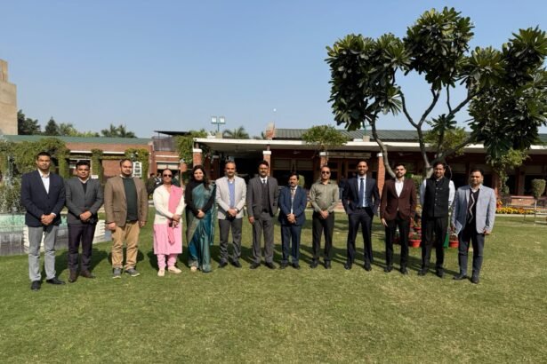 Bihar Urban Development Department Visits Greater Noida, Studies Industrial Township Model IMAGE CREDIT TO AUTHORITY