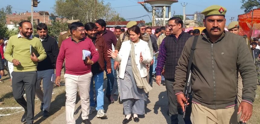 District Magistrate Jasjit Kaur Held a Public Grievance Meeting in Faridpur Maan, Listened to Complaints in the Village and Issued Immediate Redressal Directions IMAGE CREDIT TO INFORMATION DEPARTMENT
