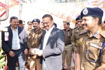 Smart Traffic Booths Launched in Ghaziabad; Police Commissioner Inaugurates Them IMAGE CREDIT TO POLICE