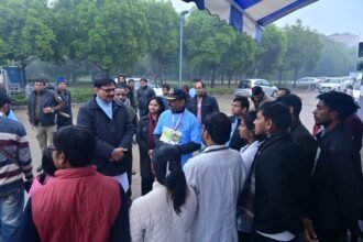Public run becomes an inspiration for cancer awareness; Jewar MLA waved the green flag, medical bus to visit villages for screenings IMAGE CREDIT TO REPORTER