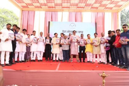 With great enthusiasm, the ‘Greater Noida Press Club’ Holi Milan Samaroh concluded, along with the release of the annual magazine Shabdmadhu. IMAGE CREDIT TO प्रेस क्लब