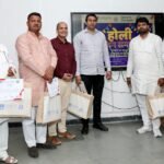 Holi Milan Samaroh held at Sharda University’s School of Dental Science in honor of Community Health Warriors. IMAGE CREDIT TO यूनिवर्सिटी