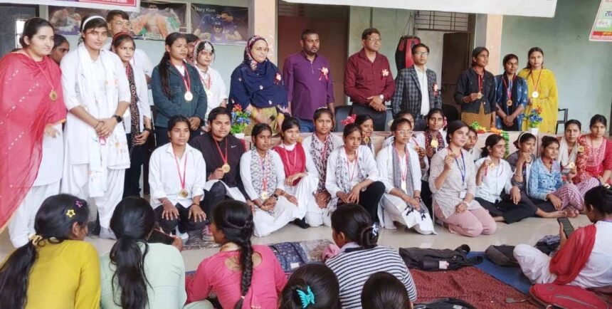 Conclusion of the seven-day special NSS camp at VVP College. IMAGE CREDIT TO रिपोर्टर