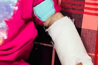 Nine-month-old baby’s finger accidentally cut due to negligence at Sarvodaya Hospital. IMAGE CREDIT TO REPORT