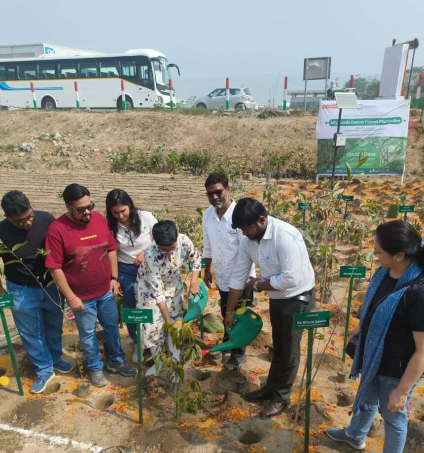 A dense Miyawaki forest will be created in Raipur Bangar, developing a green area with 100,000 native plants IMAGE CREDIT TO प्राधिकरण